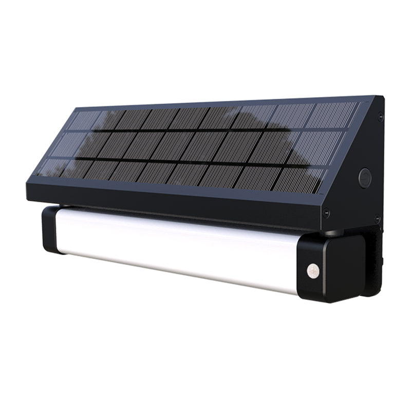 Buitenstee Nova — zwarte solar wandlamp met bewegingssensor voor buitengevel, oplichtend in het donker (tijdelijke leveranciersfoto, ter preview)