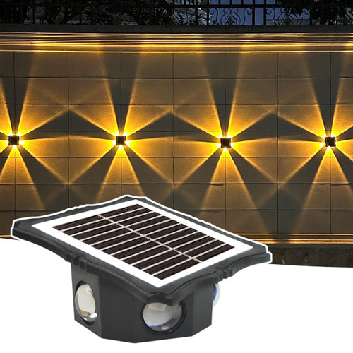 Buitenstee Terra — solar wandlamp met bewegingssensor, geïnstalleerd op een buitenmuur met sterpatroon lichteffect (tijdelijke leveranciersfoto, ter preview)